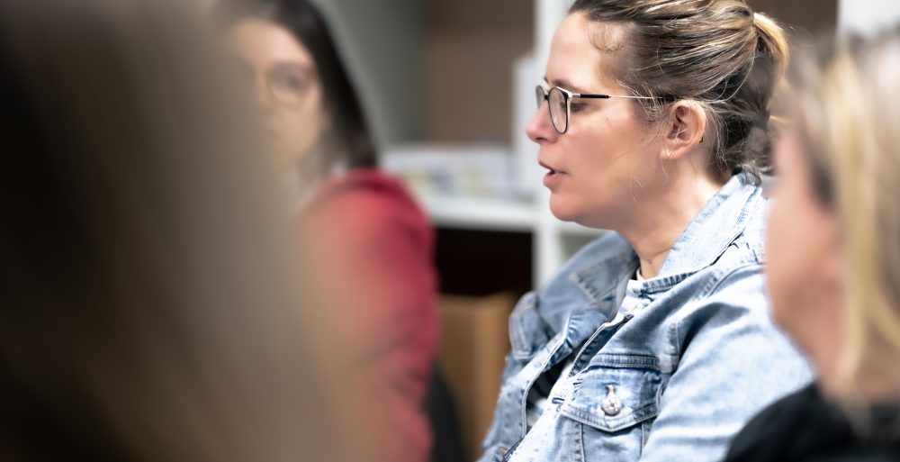 Des patientes échange avec l’équipe pluridisciplinaire du Centre Phenix Grenoble dans le cadre de son suivi contre l’obésité